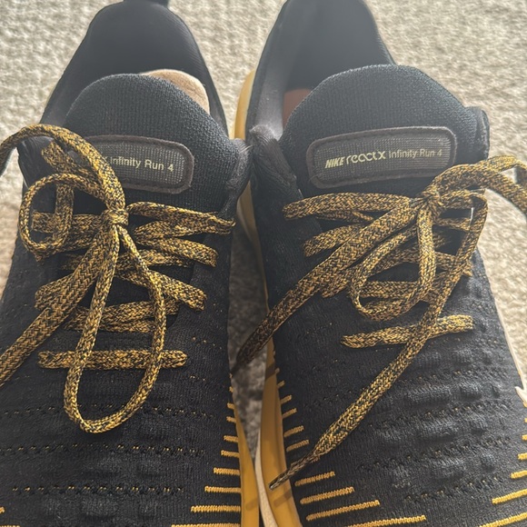 EXCELLENT NIKE REACT INFINITY RUN 4 women’s 8.5 - Picture 5 of 6